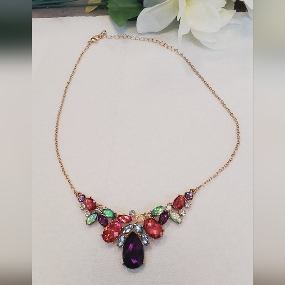 Multi Gemstone Rhinestone Crystals Necklace.🌴 - Picture 3 of 5